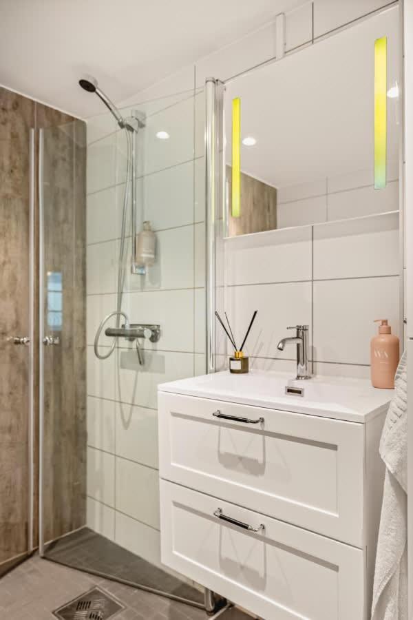 Dinbnb Homes I #1 Bnb In Bergen I Jacuzzi & Parking & Location Екстер'єр фото
